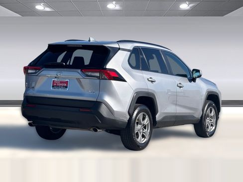 Used 2024 Toyota RAV4 XLE AWD/4WD image 8