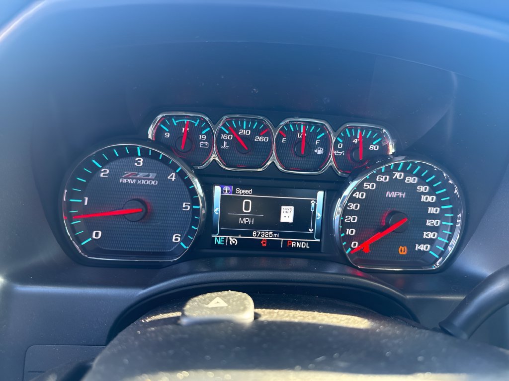 Used 2018 Chevrolet Silverado 1500 LTZ Z71 w/ Redline Edition AWD/4WD image 14