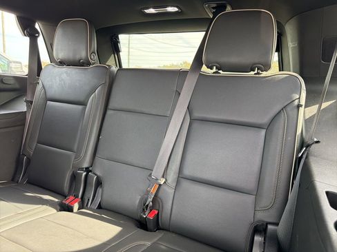 Used 2023 GMC Yukon SLT image 19