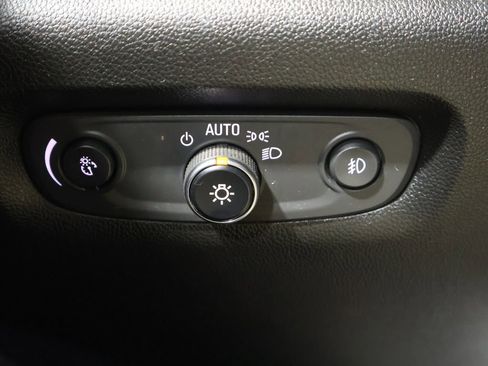 Used 2018 Chevrolet Traverse Premier w/ Redline Edition image 35