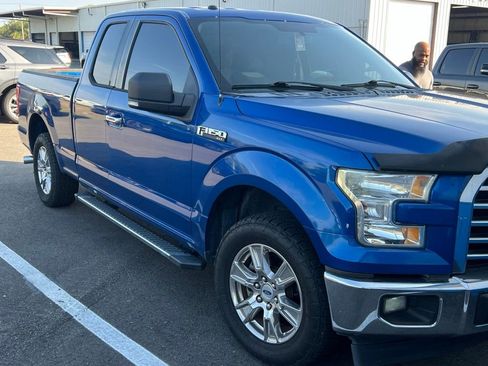 Used 2017 Ford F150 XLT w/ Equipment Group 301A Mid RWD image 2