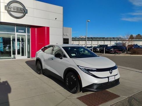 New 2026 Nissan Leaf w/ Floor Mat Package (S+) FWD image 3