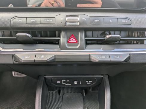 Certified 2025 Kia K4 EX FWD image 25
