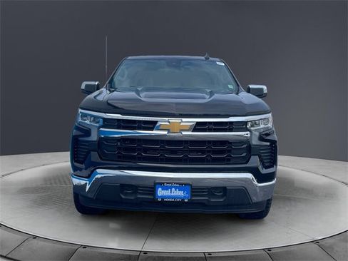 Used 2024 Chevrolet Silverado 1500 LT image 8