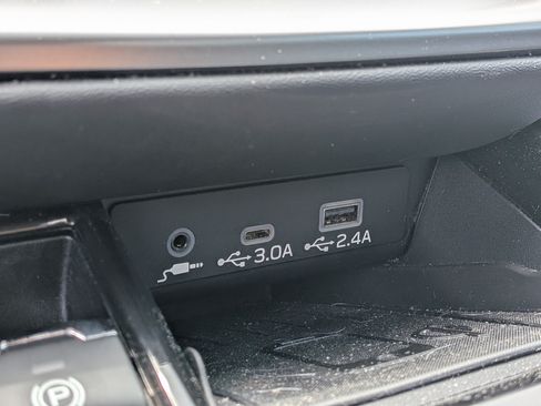 Certified 2024 Subaru Outback Touring XT AWD/4WD image 31