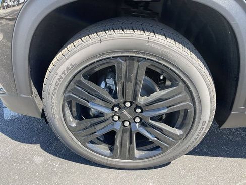 New 2026 GMC Acadia Elevation w/ Black Edition AWD/4WD image 10