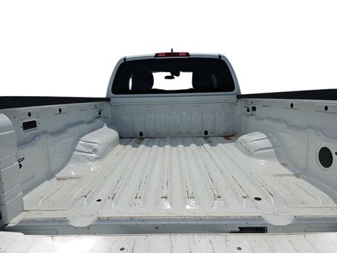 Used 2024 Nissan Frontier S RWD image 28