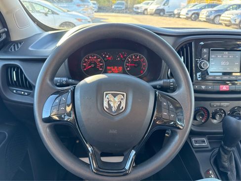 Used 2018 RAM ProMaster City Tradesman image 26