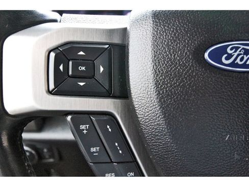 Used 2018 Ford F250 Platinum w/ Platinum Ultimate Package AWD/4WD image 19