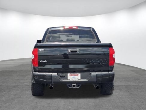 Used 2019 Toyota Tundra SR5 w/ Convenience Package AWD/4WD image 5