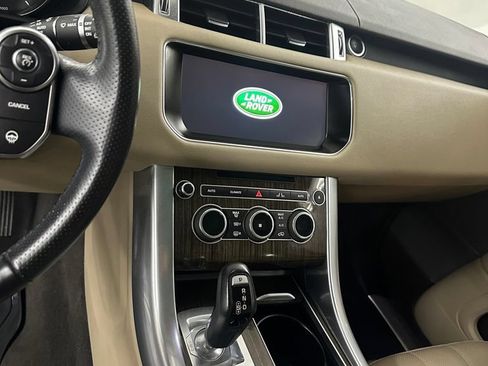 Used 2017 Land Rover Range Rover Sport HSE AWD/4WD image 16