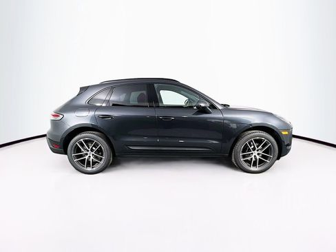 New 2026 Porsche Macan image 8