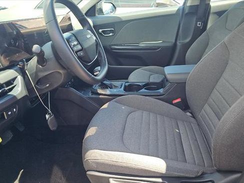 Used 2025 Kia K4 EX FWD image 13