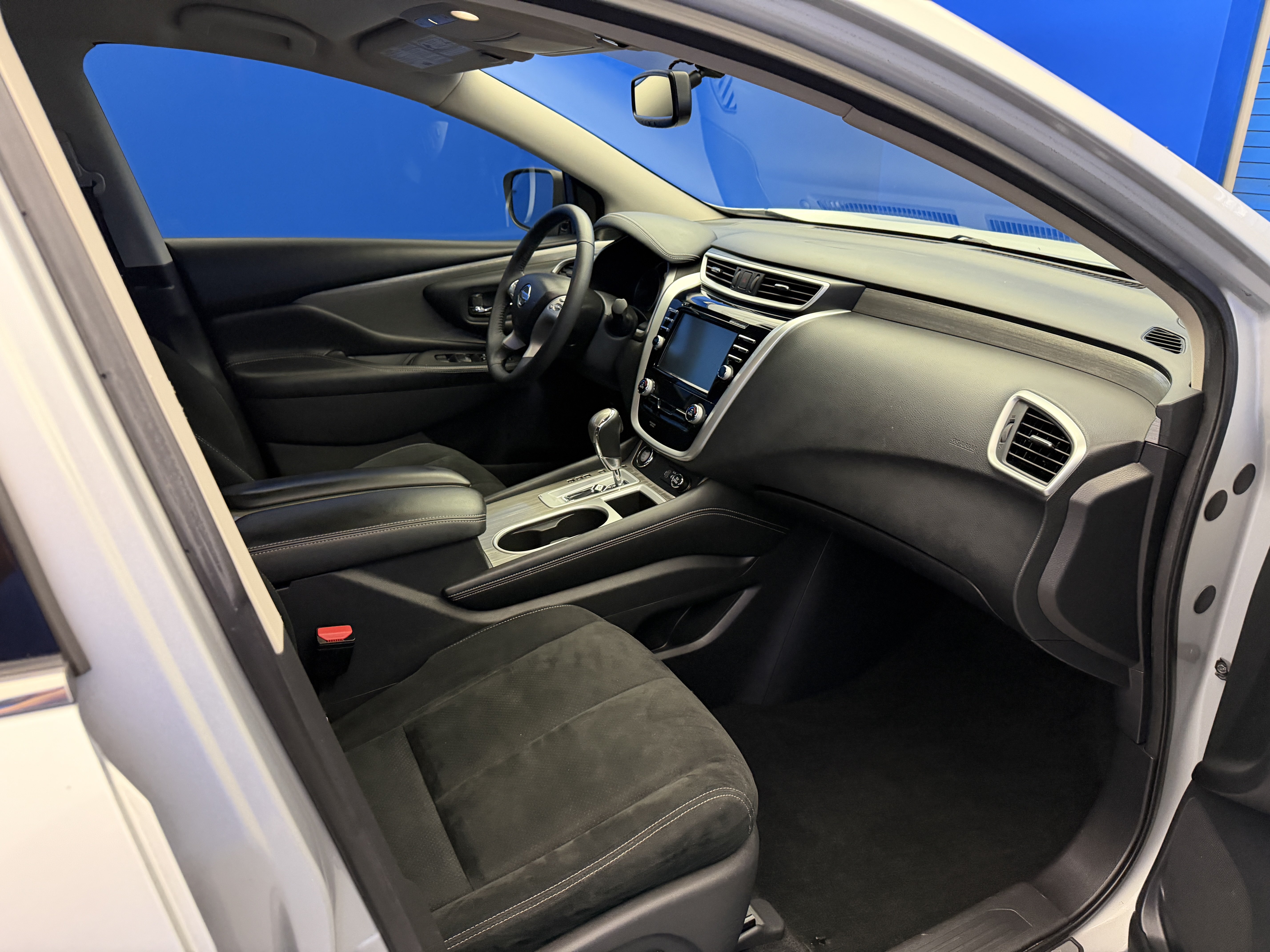 Used 2018 Nissan Murano SV w/ Cargo Package AWD/4WD image 24