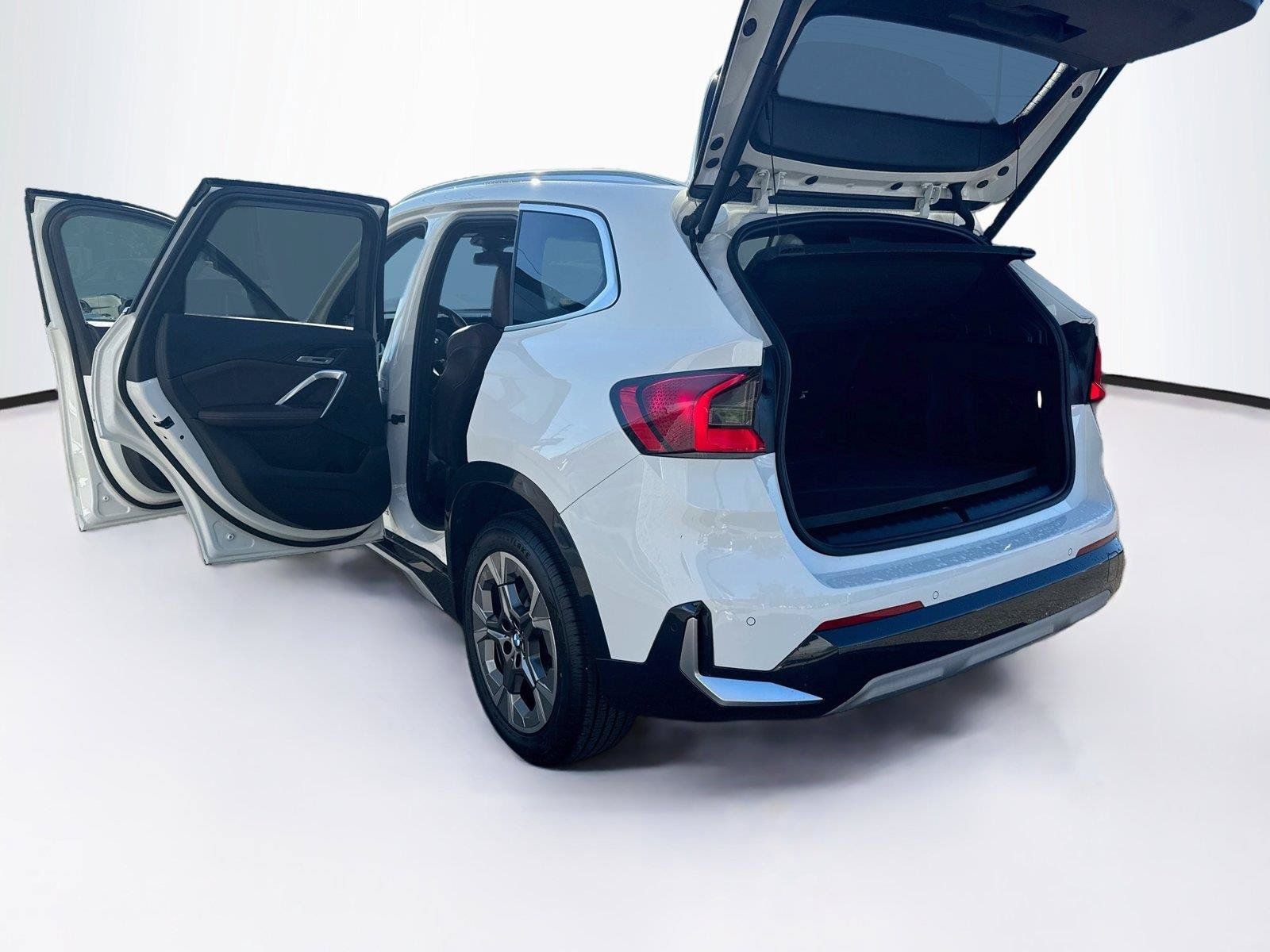 Used 2023 BMW X1 xDrive28i AWD/4WD image 38