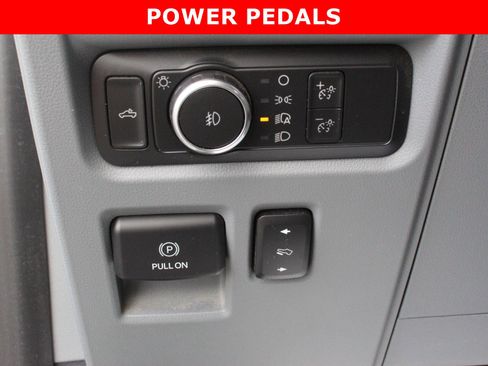 Used 2022 Ford F150 Lariat w/ Equipment Group 502A High AWD/4WD image 28