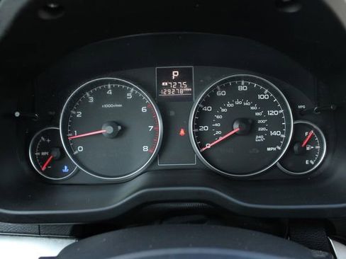 Used 2013 Subaru Outback 2.5i Premium AWD/4WD image 10