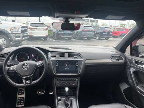 Used 2021 Volkswagen Tiguan SE R-Line AWD/4WD image 13