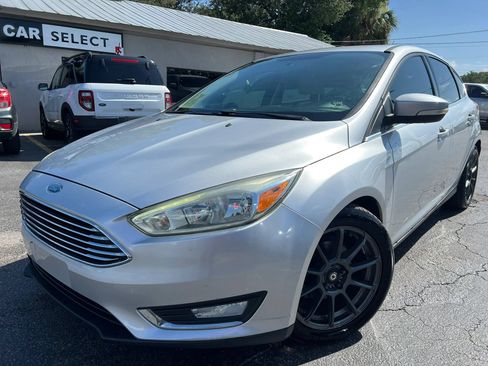 Used 2015 Ford Focus Titanium FWD image 1
