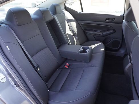 Certified 2025 Nissan Altima 2.5 SV FWD image 9