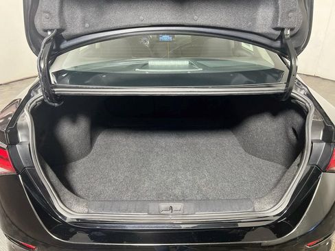 Used 2024 Nissan Sentra SV FWD image 22