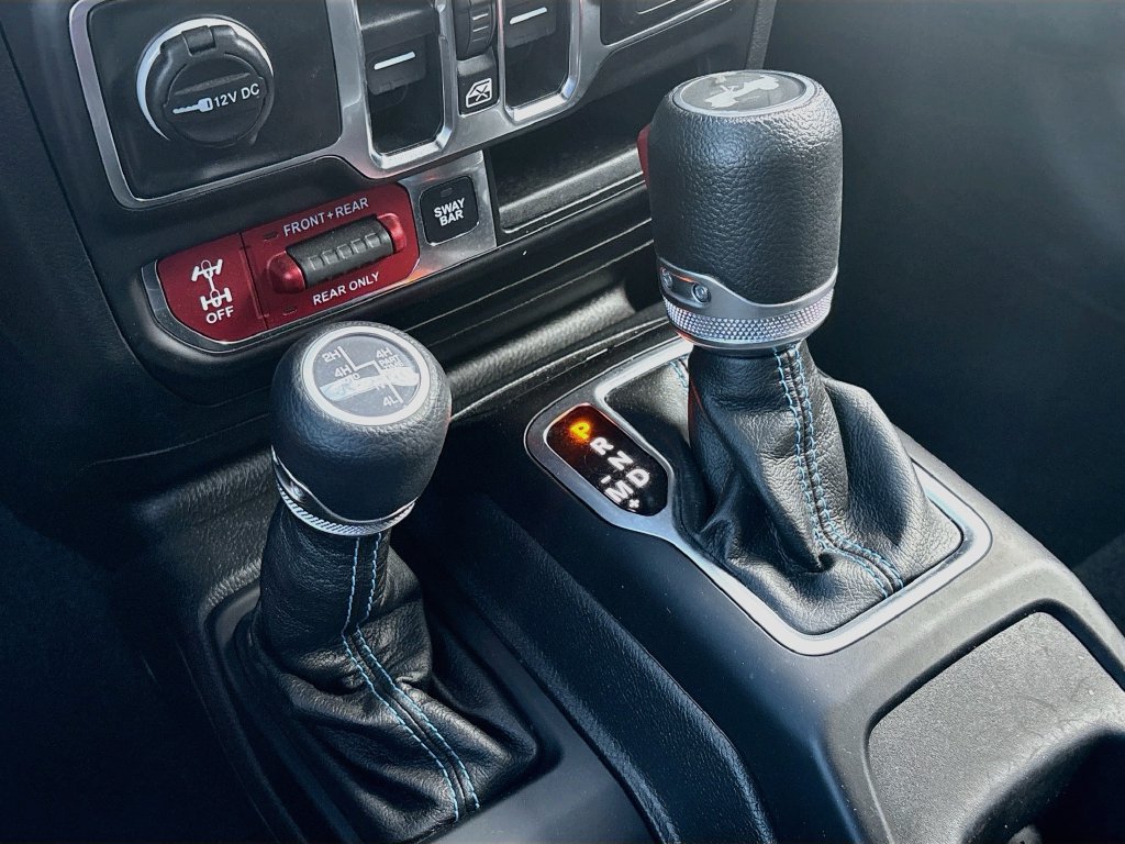 Used 2023 Jeep Wrangler Unlimited Rubicon 4xe AWD/4WD image 18