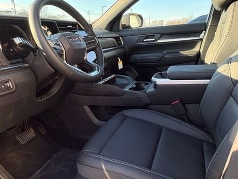 New 2026 GMC Terrain Elevation w/ Elevation Premium Package image 16