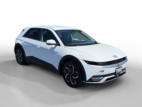 Certified 2024 Hyundai Ioniq 5 SEL RWD image 7