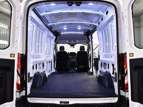 New 2026 Ford Transit 250 148 Medium Roof Extended AWD image 27