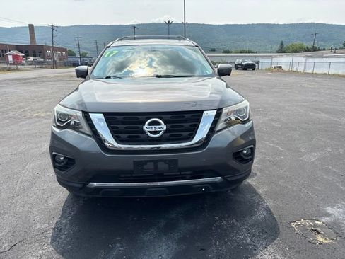 Used 2017 Nissan Pathfinder SL w/ SL Premium Package AWD/4WD image 1