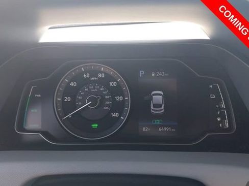 Used 2020 Hyundai Ioniq Blue FWD image 5