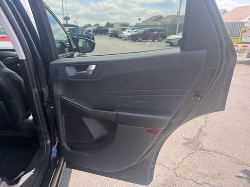 Used 2022 Ford Escape SEL w/ SEL Stealth AWD Package image 43