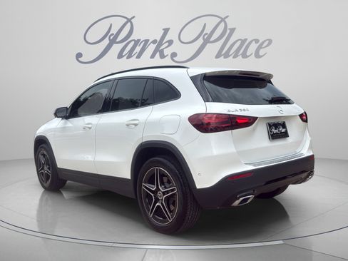 Used 2026 Mercedes-Benz GLA 250 image 3