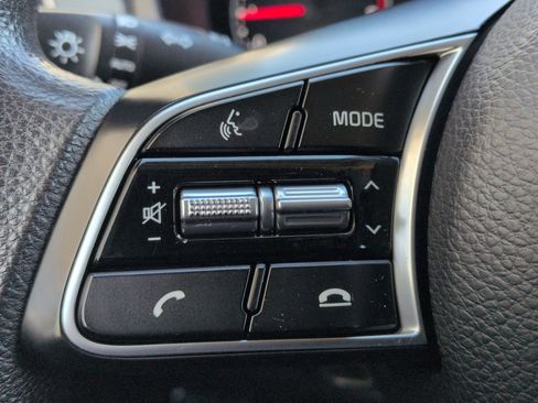 Used 2021 Kia Seltos LX image 14