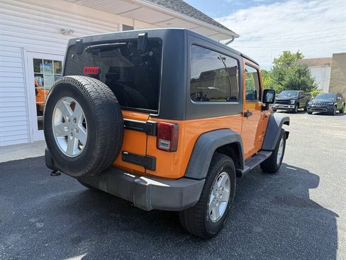Used 2012 Jeep Wrangler Sport AWD/4WD image 7