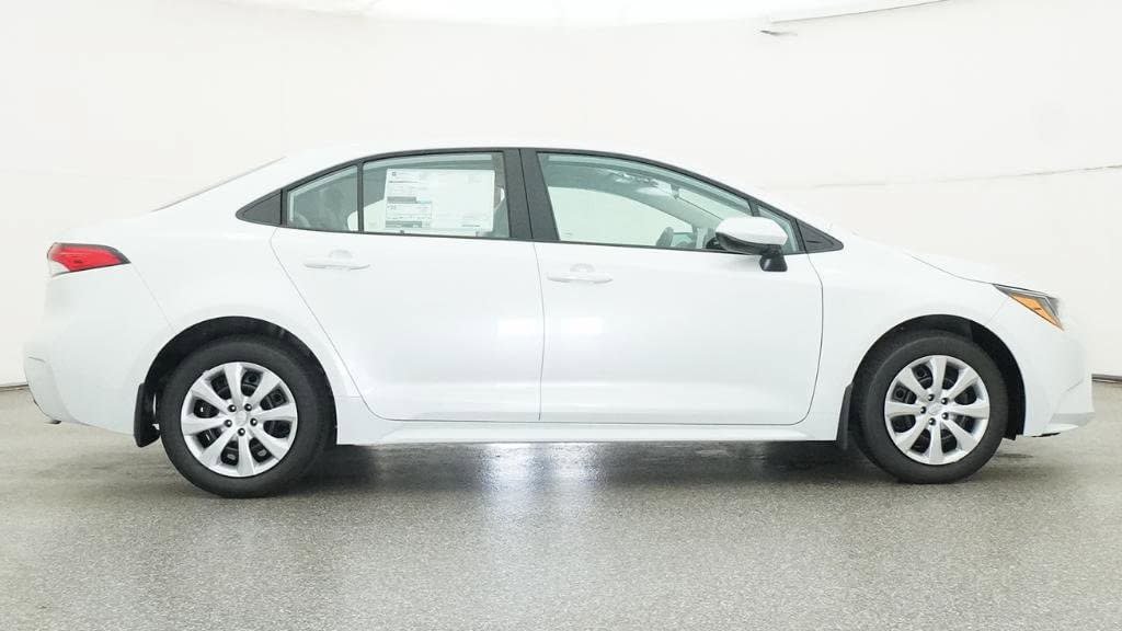 New 2026 Toyota Corolla LE FWD image 27