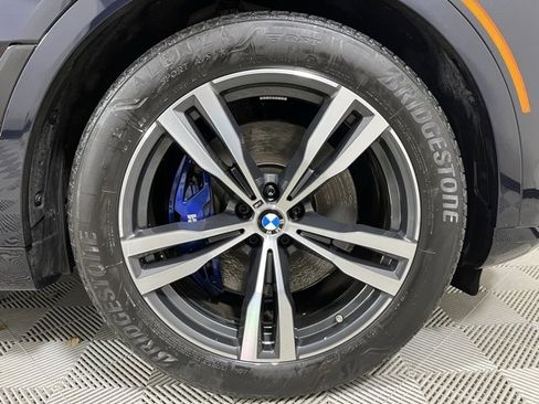 Certified 2023 BMW X7 xDrive40i w/ M Sport Package image 25