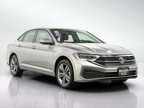 Used 2022 Volkswagen Jetta SE FWD image 7