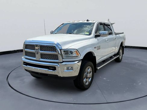 Used 2017 RAM 2500 Laramie w/ Convenience Group AWD/4WD image 1