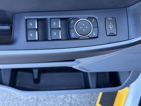 New 2025 Ford F350 XLT image 21