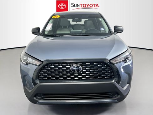 Used 2024 Toyota Corolla Cross L image 10