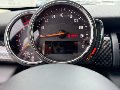Used 2019 MINI Cooper S FWD image 38