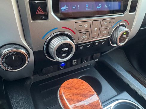 Used 2017 Toyota Tundra 1794 Edition image 37