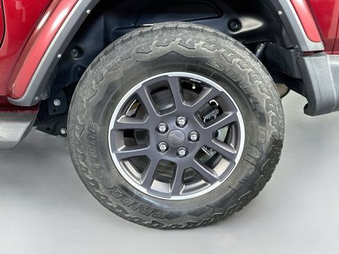 Used 2021 Jeep Wrangler Sport AWD/4WD image 33