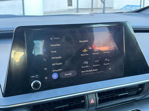 Used 2025 Toyota Prius LE image 20