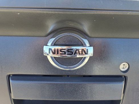 Used 2019 Nissan Frontier SV image 12