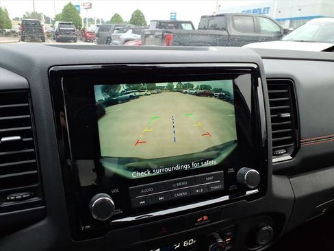 Used 2023 Nissan Frontier Pro-X w/ Technology Package RWD image 15