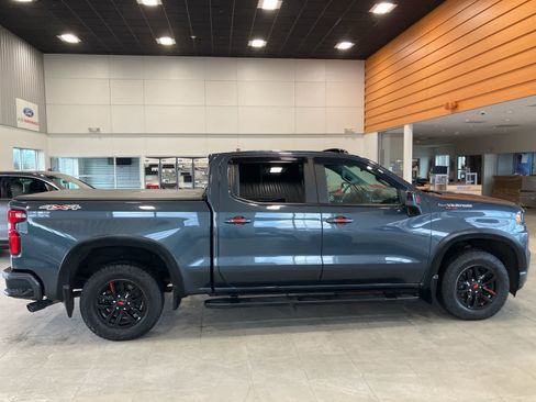 Used 2019 Chevrolet Silverado 1500 RST image 4