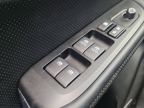 Used 2017 Subaru Outback 2.5i Limited image 27