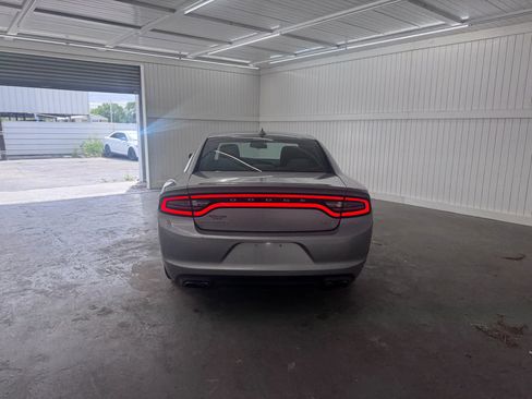 Used 2016 Dodge Charger SXT image 6